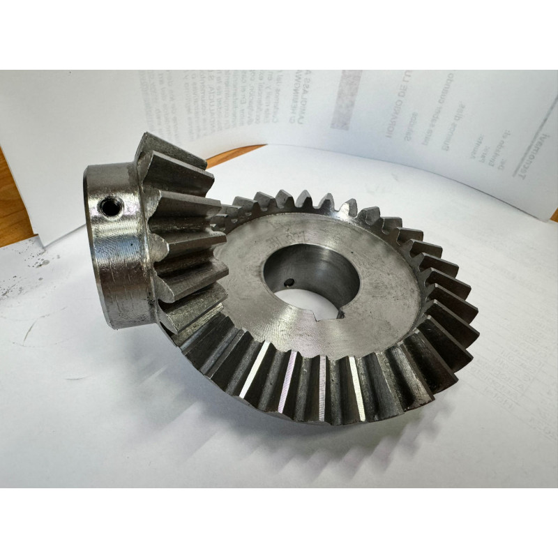 Juego de piñones de salida de biseladora Bovone